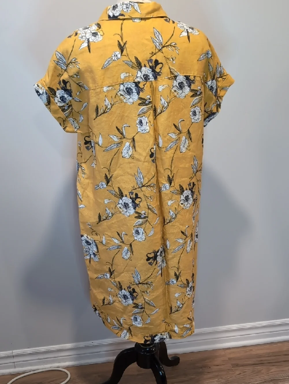 Simons Contemporaine Yellow Floral Shirt Dress - Picture 5 of 10
